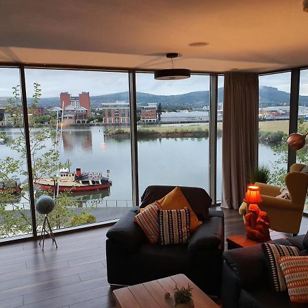 Luxury Apartment Marina Views At Titanic Quarter Belfast Buitenkant foto