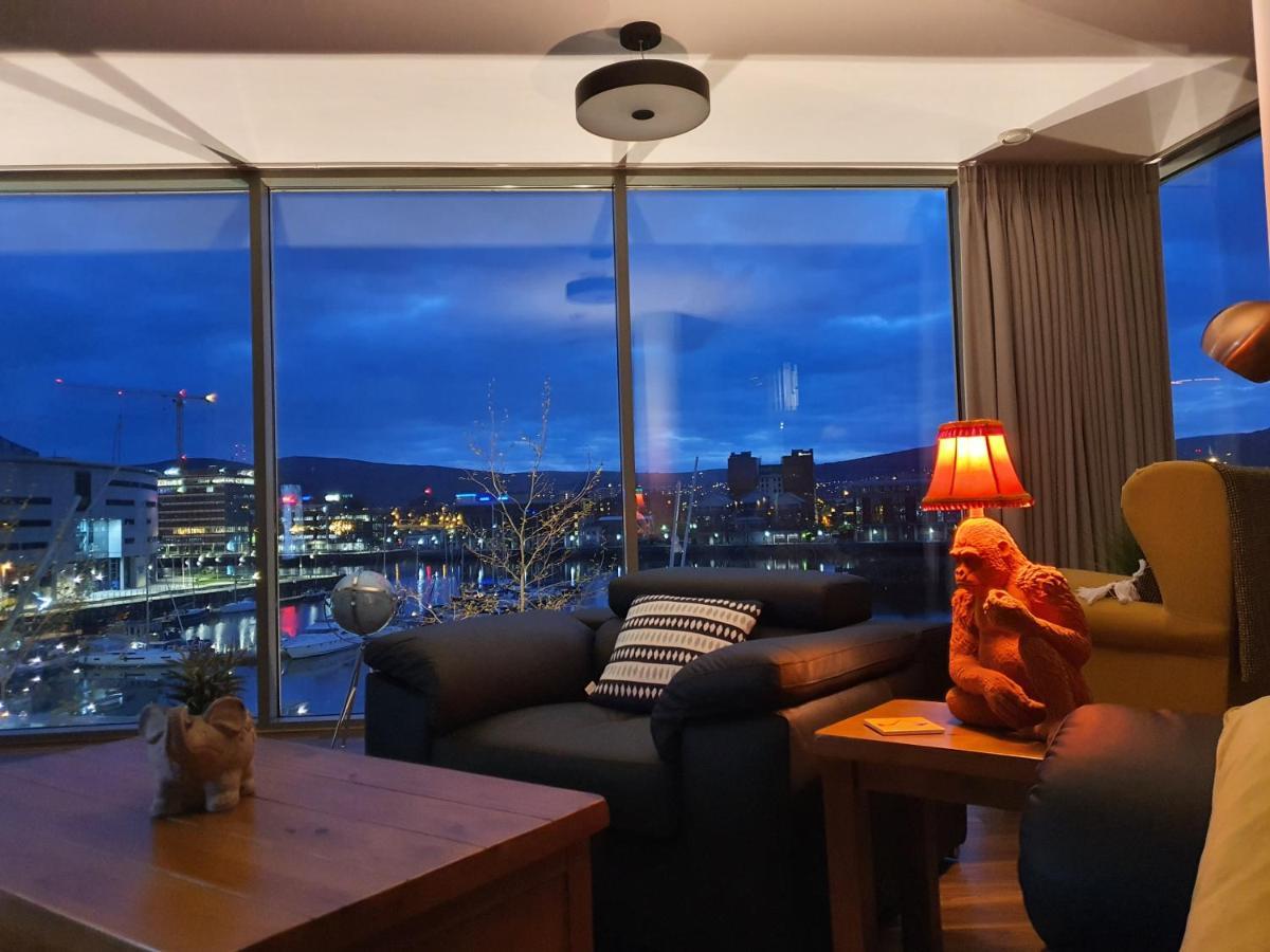 Luxury Apartment Marina Views At Titanic Quarter Belfast Buitenkant foto