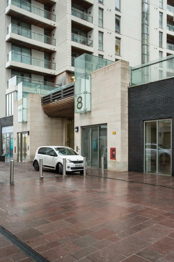 Luxury Apartment Marina Views At Titanic Quarter Belfast Buitenkant foto